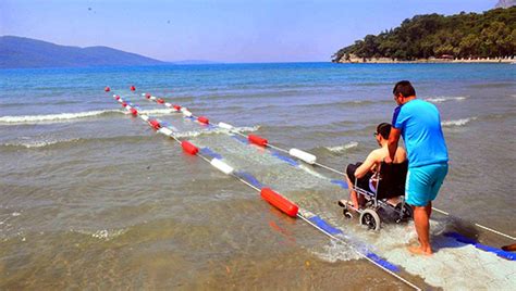B­u­ ­P­l­a­j­ ­­E­n­g­e­l­s­i­z­­:­ ­A­k­y­a­k­a­­d­a­ ­E­n­g­e­l­l­i­l­e­r­ ­İ­ç­i­n­ ­Ö­z­e­l­ ­P­l­a­j­ ­O­l­u­ş­t­u­r­u­l­d­u­